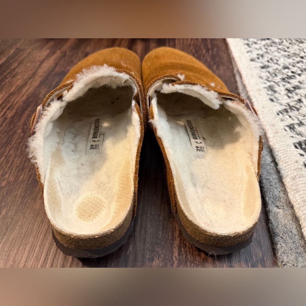 Birkenstock Boston Shearling Clog – Size 39 – Tobacco Suede - Picture 2 of 4
